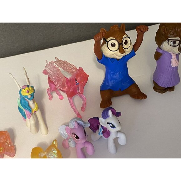 My Little Pony & Alvin And The Chipmunks Mini Figures Lot - Picture 5 of 6